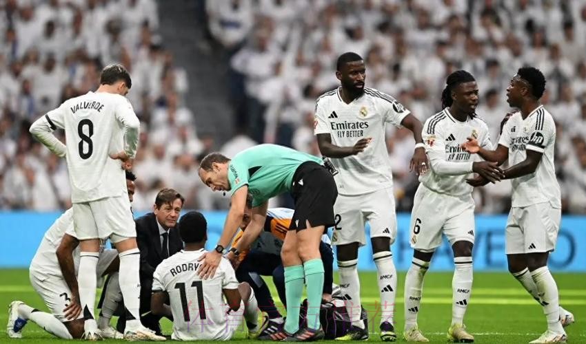 西媒:阿隆索想执教皇马 但也做好留任药厂的准备 西媒:阿隆索想执教皇马 但也做好留任药厂的准备